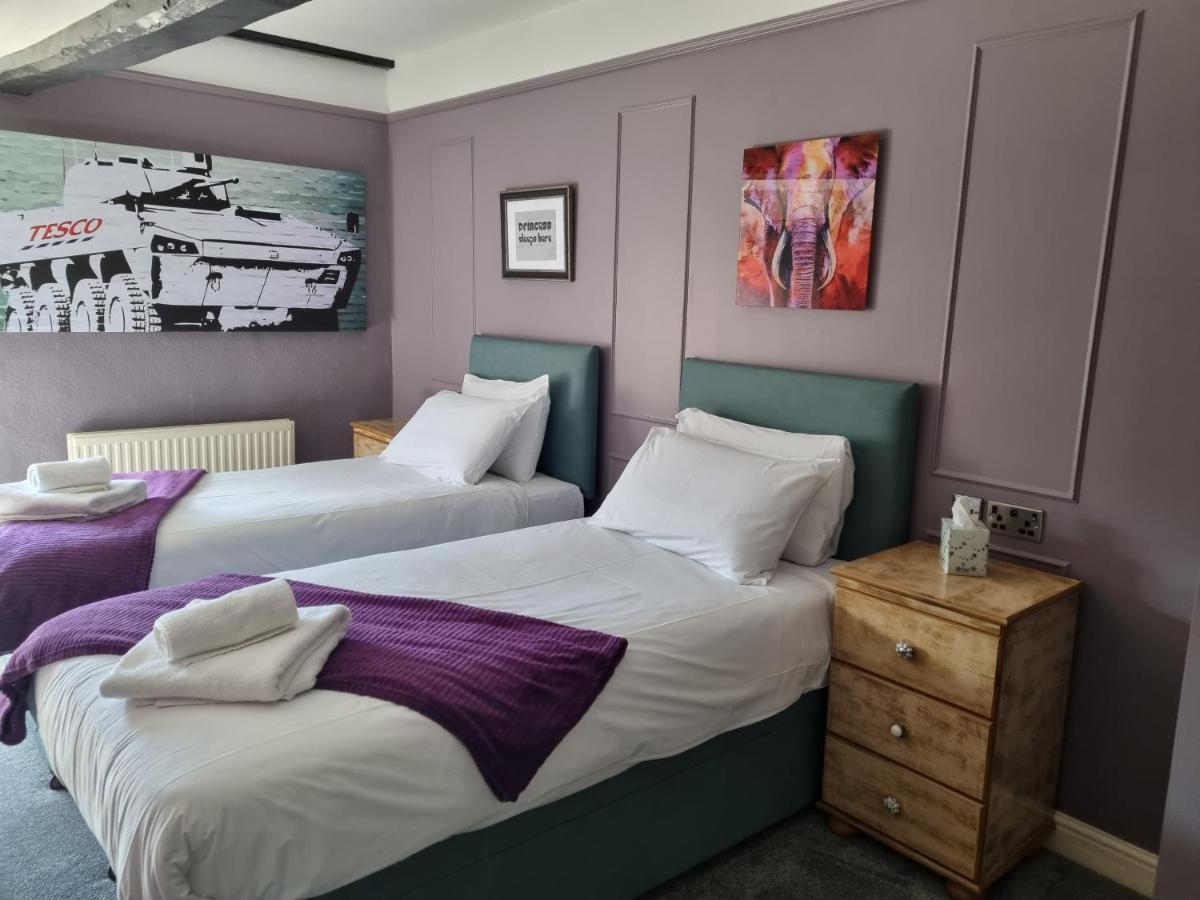 The Plough Inn Marsham Habitación foto